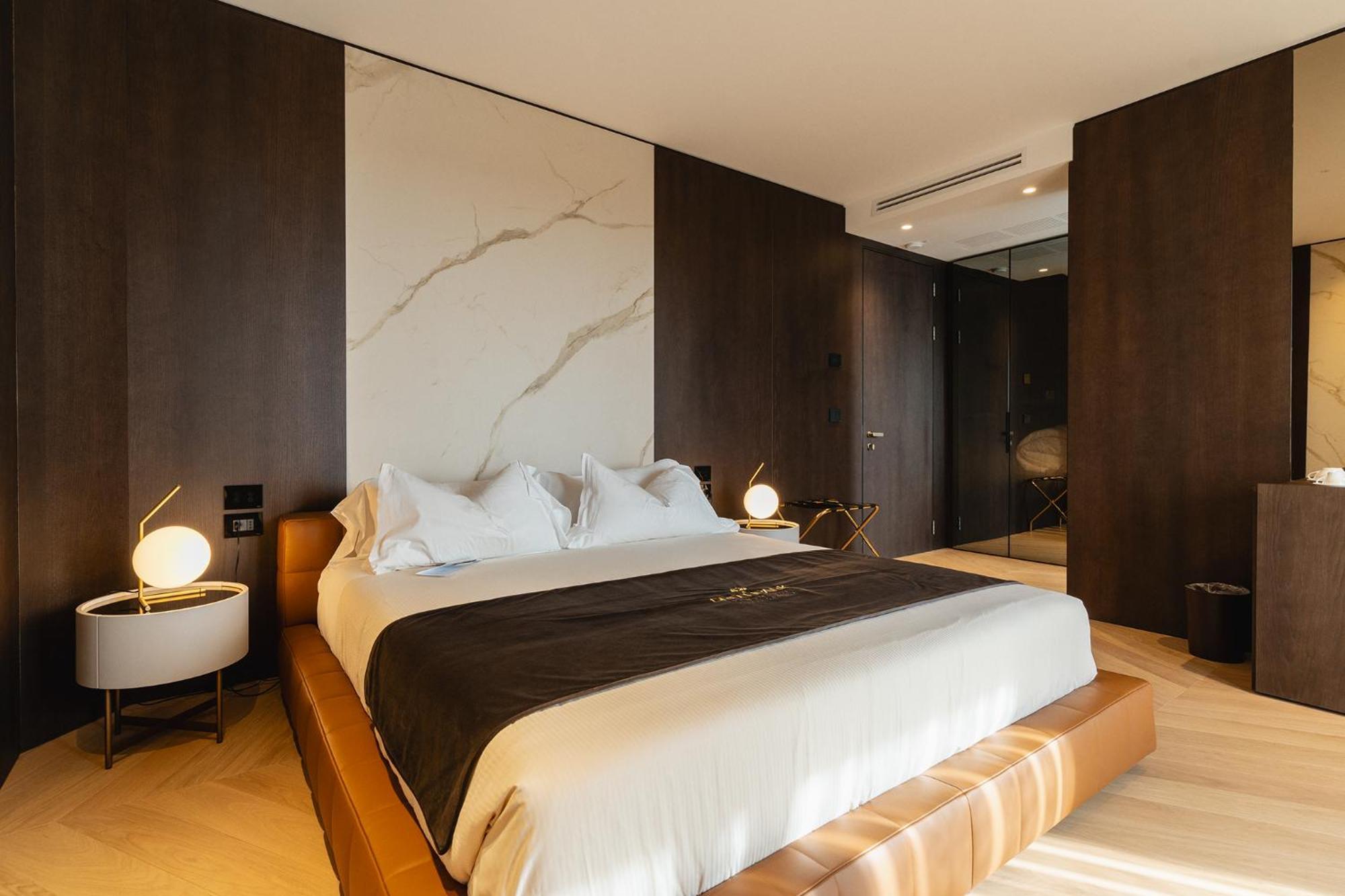 Green Park Penthouse Suite & Pool - Heated Pool - Бари Экстерьер фото